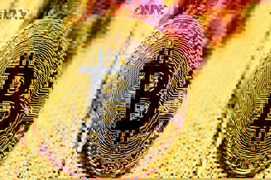 So Sánh 7 Rủi Ro Pháp Lý Khi Nắm Giữ Bitcoin vs Vàng: Nhà Đầu Tư Cần Biết