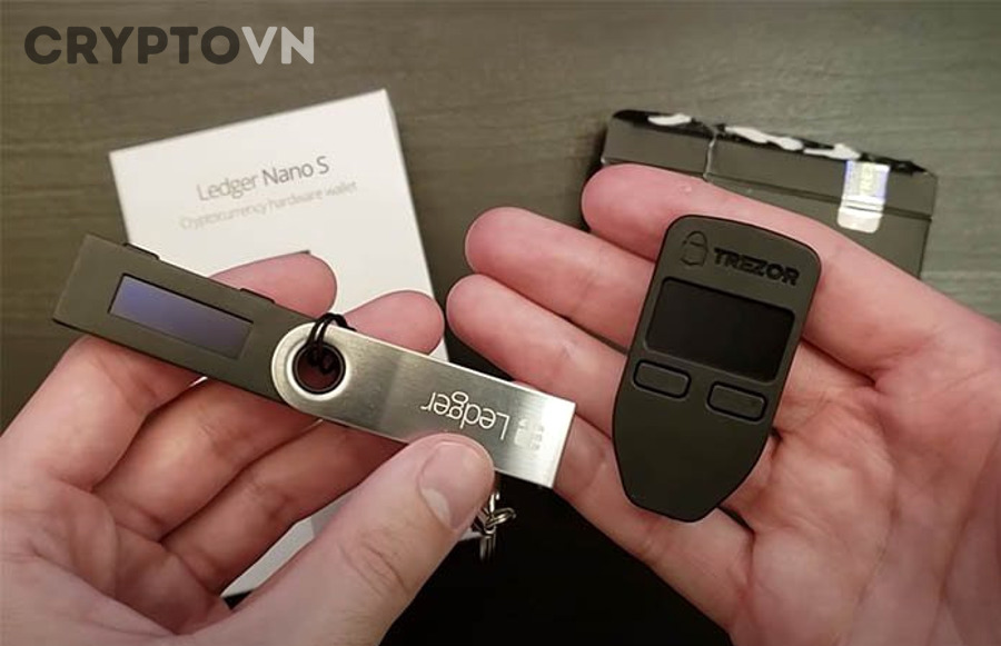 Có những dòng ví Trezor nào và nên chọn loại nào?