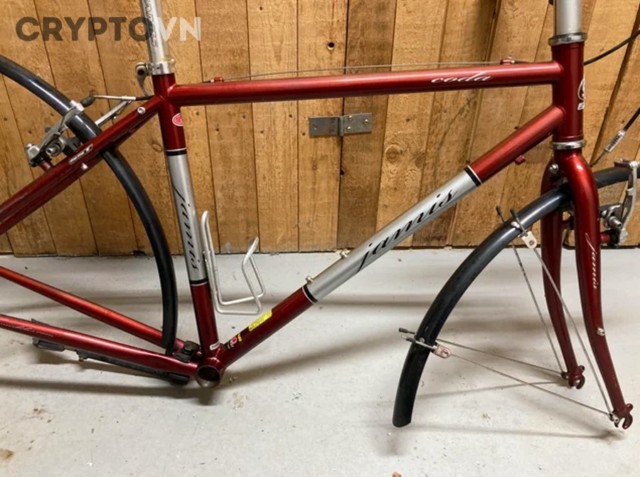 EIP được đề xuất và triển khai như thế nào?